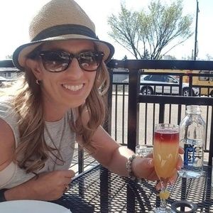 Meet your Posher, Allison